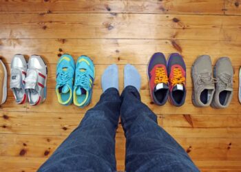 کفش مناسب اربعین، کفش زیارتی اربعین، کفش پیاده‌روی زائران، کفش اربعین عراق